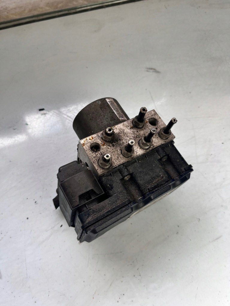 Купить Mini one - cooper купе r56 --- насос abs 6784577