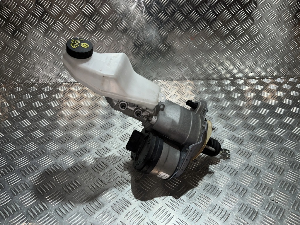 Купити Підсилювач гальм насос гальмівна renault austral 1.2 tce e-tech 22-