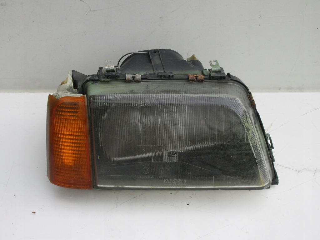 Купить Фара лампа правая opel ascona c bos 0301063122