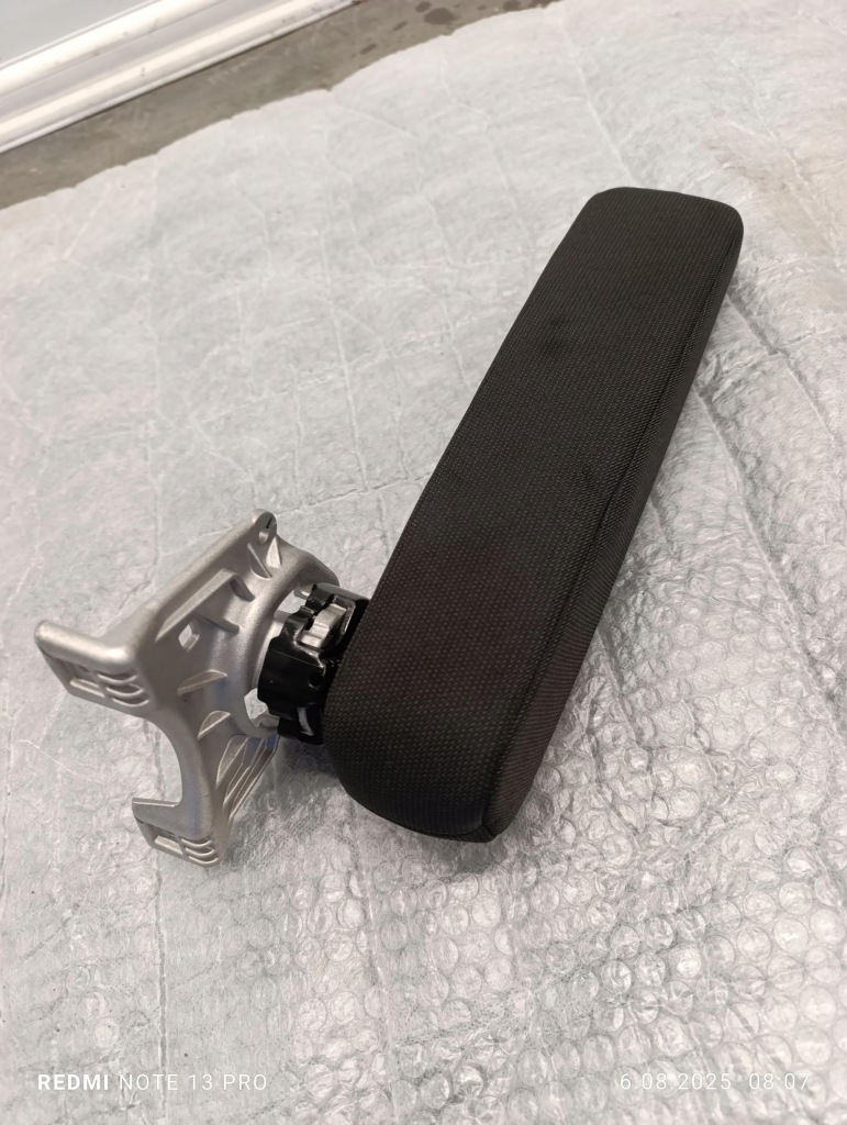 фото №10, Sandero iii 21-24 підлокітник водія оригінал