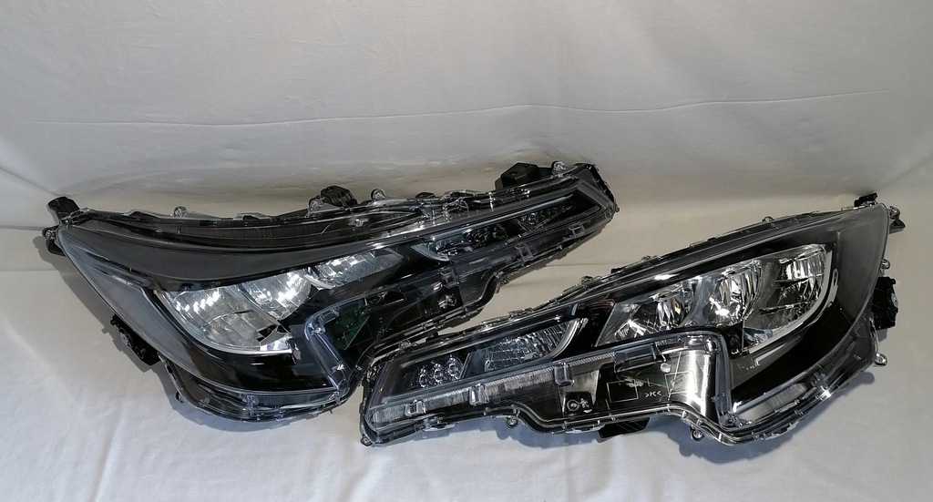 фото №1, Toyota corolla e210 full led правий лівий лампи kpl.