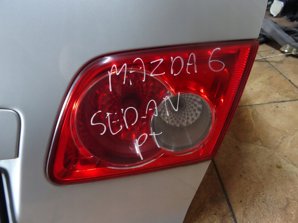 фото №1, Лампа права кришки задня mazda 6 sedan