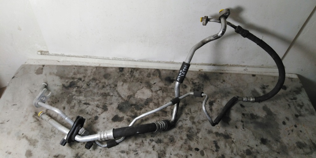 фото №1, Провода кондиционера 2,5 tdi audi a4 b7 05r 2 szt