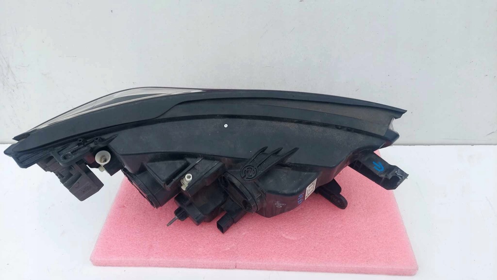 Opel mokka x рестайлінг  16- фара ліва перед передня h7 + led 1739 Недорого