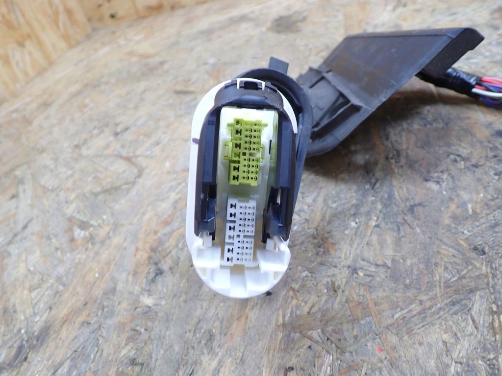 фото №7, Жгут дверь левый перед lexus is iii 200t 300 po lift 18 europa 82152-53463