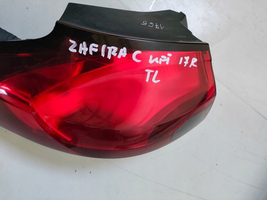 фото №8, Opel zafira c lift лампа лівий задня