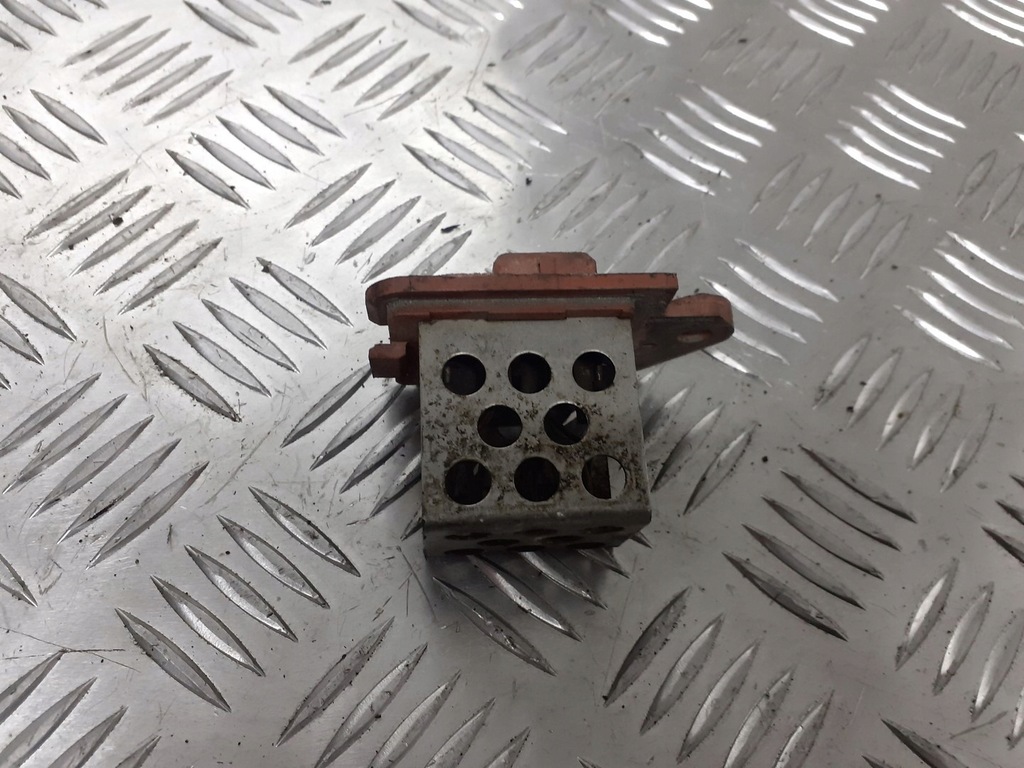 фото №1, Резонатор citroen xsara picasso 2.0 hdi