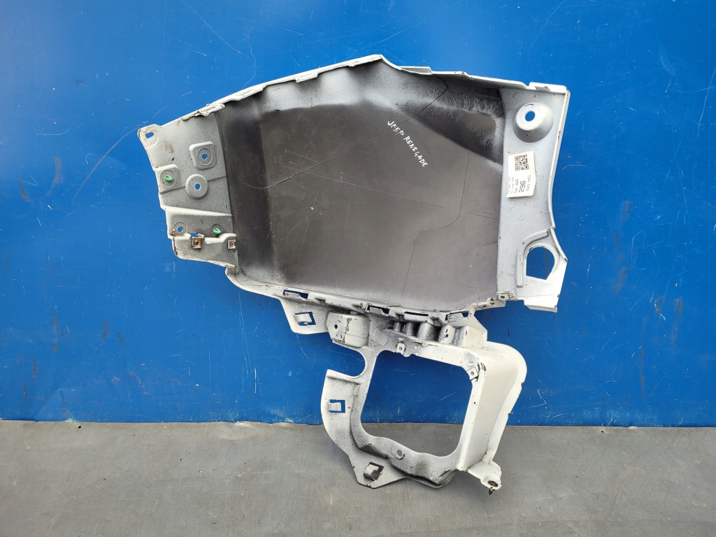 фото №8, Jeep renegade 2014- 14- уголок правый бампера заднего