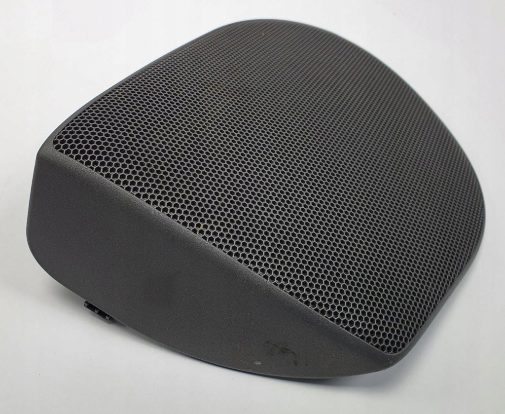 фото №2, Накладка динамика правый перед volvo v40 30883593