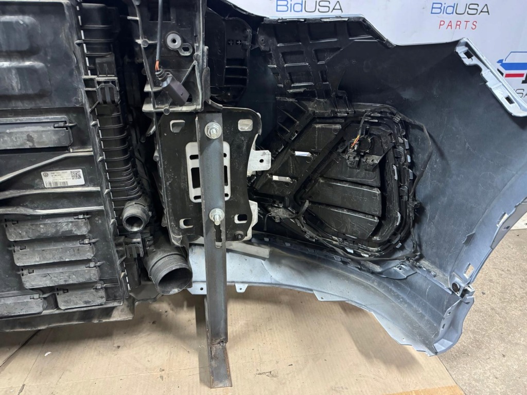 фото №9, Бампер передний радиатор лампы pas передний audi q3 s-line 2021+ 83a