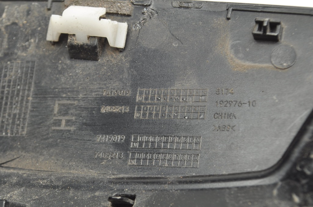 фото №8, Bmw 8 g16 gran coupe молдинг крила ліва впуск повітря 7419019