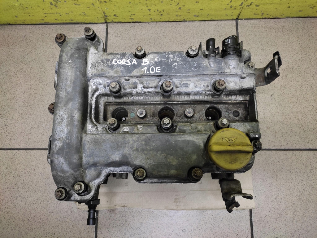 фото №1, Opel corsa b 1.0 головка двигуна 90529513