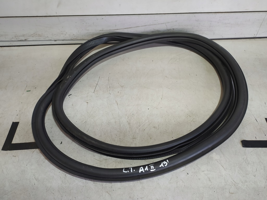 фото №1, Audi a1 ii 82a прокладка дверь левый задняя 19-