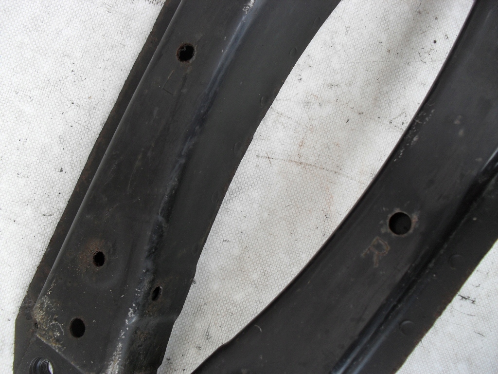 фото №11, Outlander iii 2012- 2.0 подрамник кронштейн кронштейн левый