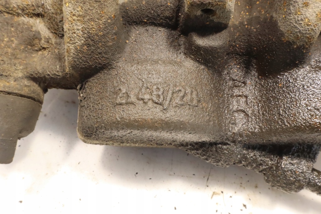 фото №8, Суппорт тормоза левый перед mercedes vito w447