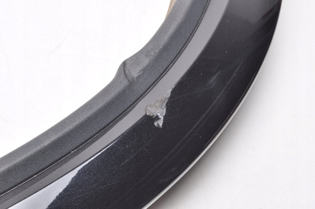 фото №7, Volvo xc90 i молдинг накладка крила правий задня lift 30779580