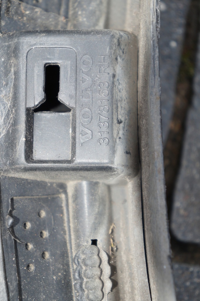 фото №8, Istwa левая правая na крыло volvo xc90 ii