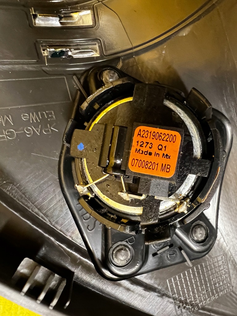 фото №7, Динамік захист заглушка стійка a перед правий harman kardon mercedes gl x166