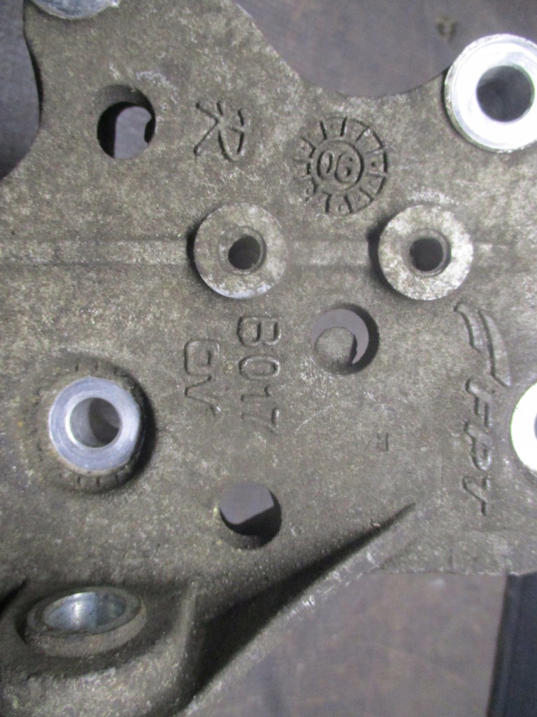 Опора полуось 1,9jtd fiat bravo 2 07-10 r. Доставка