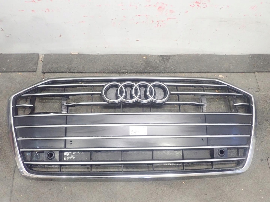 фото №1, Решётка радиатора audi a6 c8 2018- 4k0853651