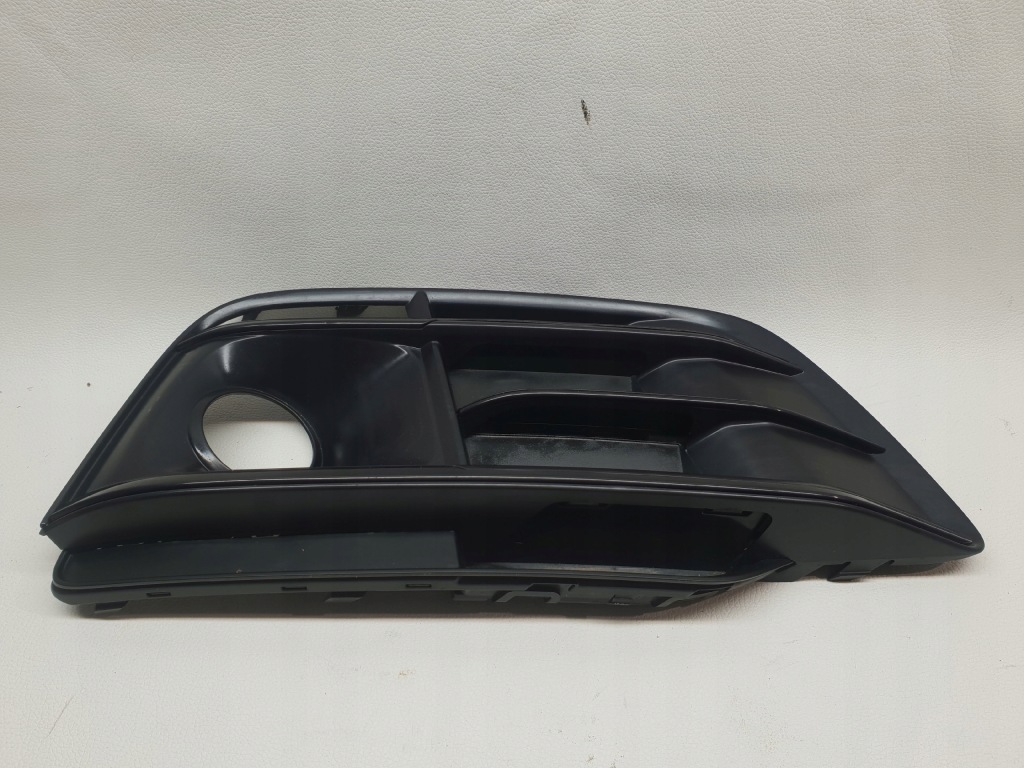 Audi q5 2 s-line 16-20 80a решётка w бампер перед правая 80a807682e с Разборки