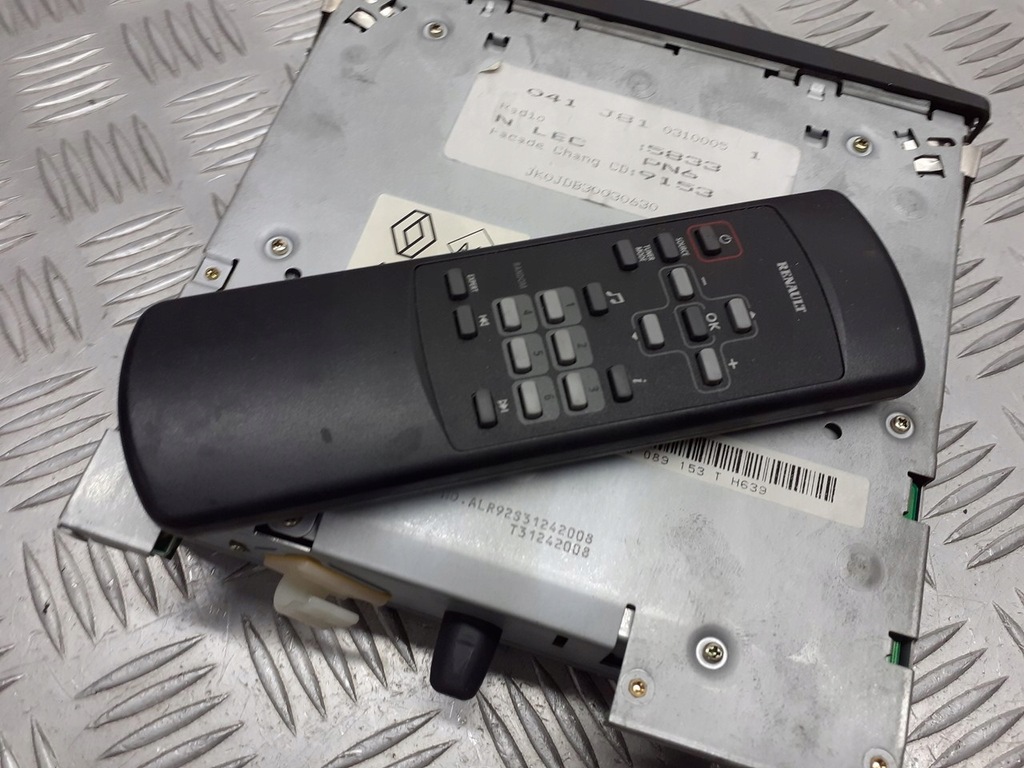 фото №3, Радио заводской renault espace iv 8200089153a