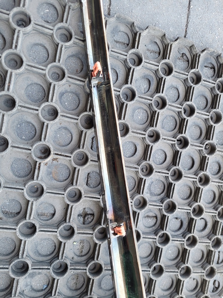 фото №8, Toyota land cruiser j150 молдинг бампера перед левая 53148-60010