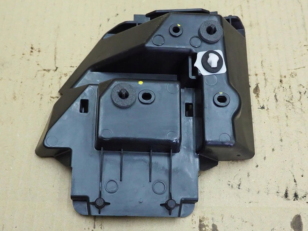 фото №13, Ford focus mk4 направляющая бампера задняя правый