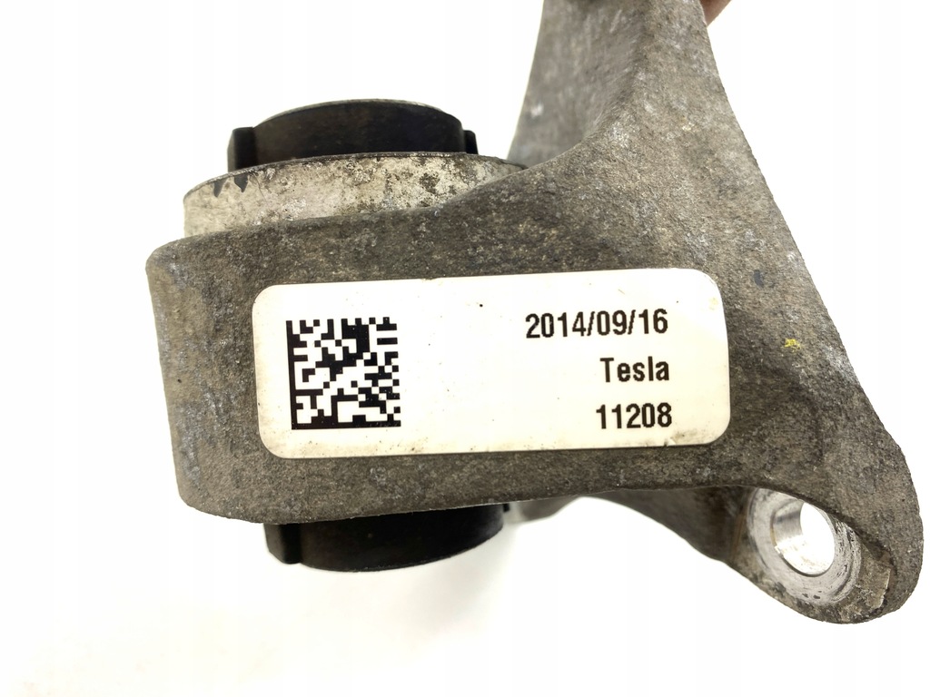 фото №9, Подушка двигателя кронштейн подрамник задняя задняя tesla s eu org rwd 12-16