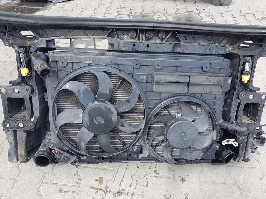 фото №4, Audi a3 8p lift 08r- 2.0 tdi pas передний радиатор