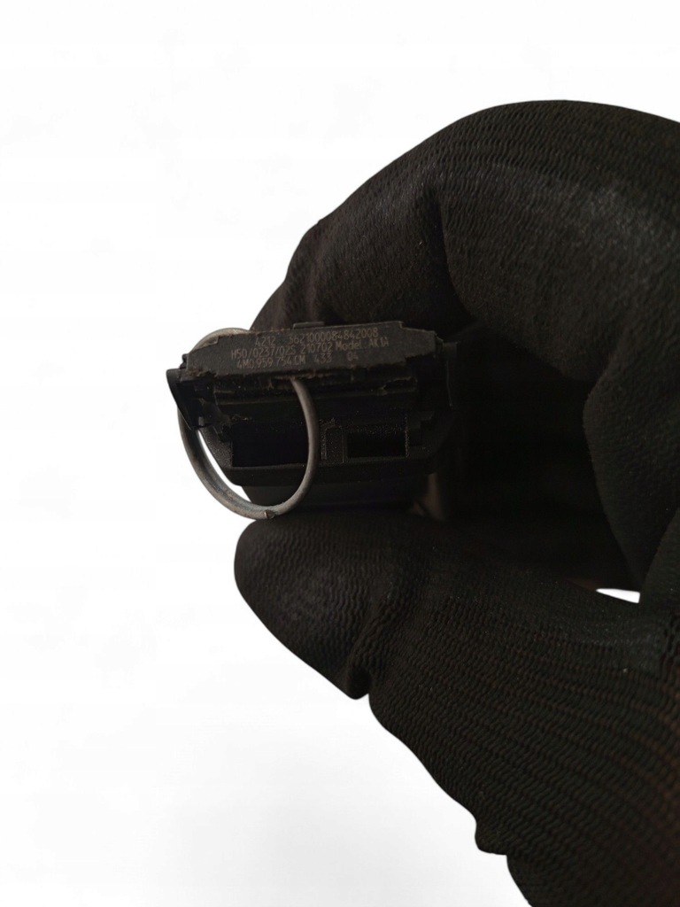 фото №5, Audi q7 4m 4m0959754cm ключ / карта зажигания