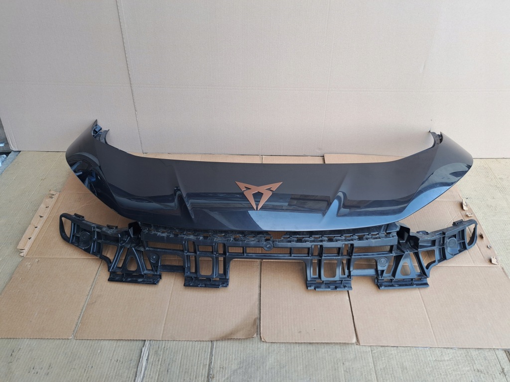 Купить Seat cupra born бампер передний