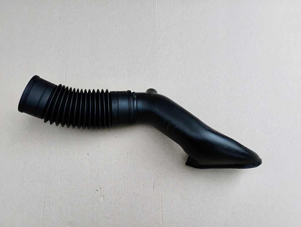 фото №1, Fiat doblo i труба повітрозабірник ловець впуск повітря 46786058 46792189 оригінал