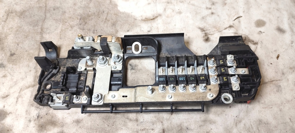 фото №1, Ford transit mk7 2,2 tdci 08r коробка предохранителей