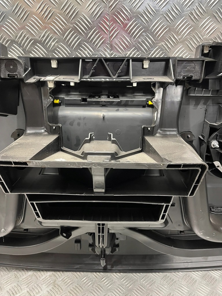 фото №11, Приборная панель консоль подушка безопасности пассажира peugeot expert iii 3 iv 4 9808173080 europa