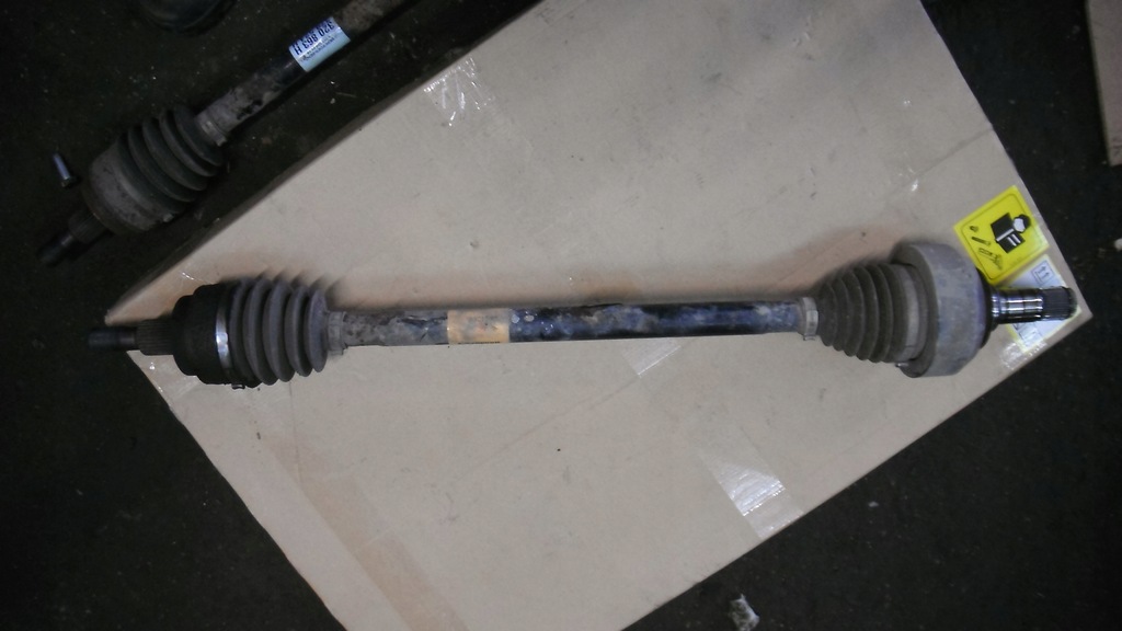 фото №1, Mercedes r w251 05- приводной вал правая задняя 2513500610