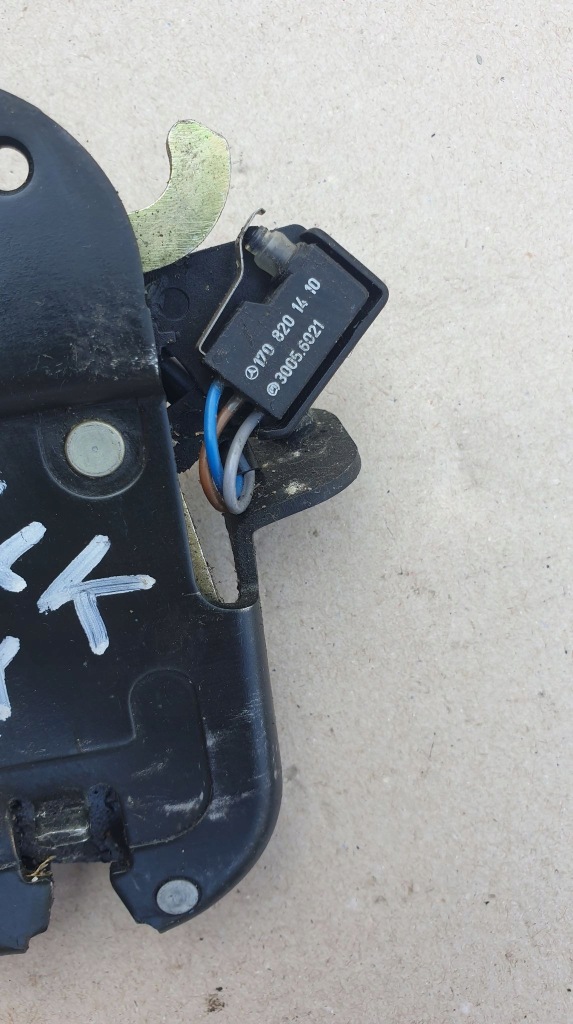 фото №3, Замок кришки mercedes slk r170 lift