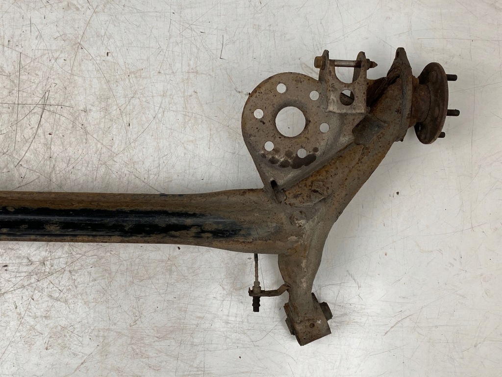 2012 toyota corolla e140 e150 балка osi задний Киев