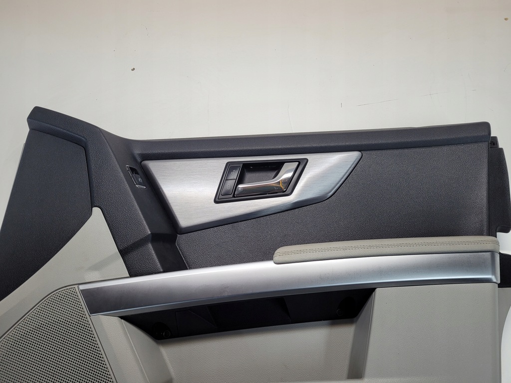 фото №5, Обивка дверь перед правая mercedes glk x204