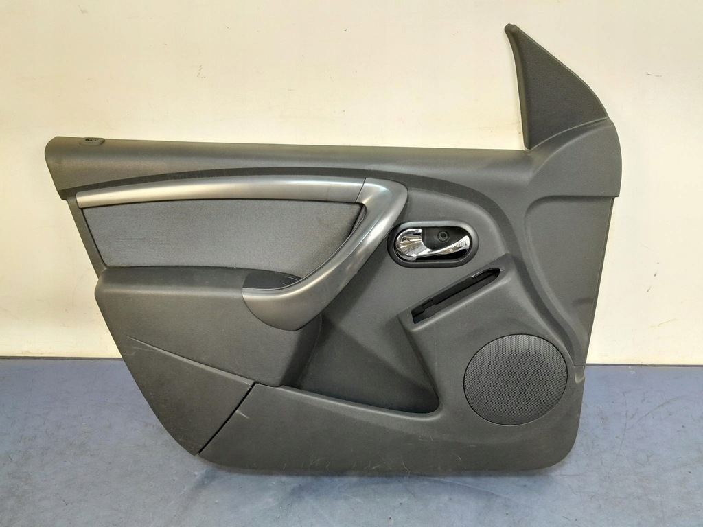 фото №1, Dacia duster i lift оббивка двері перед ліва