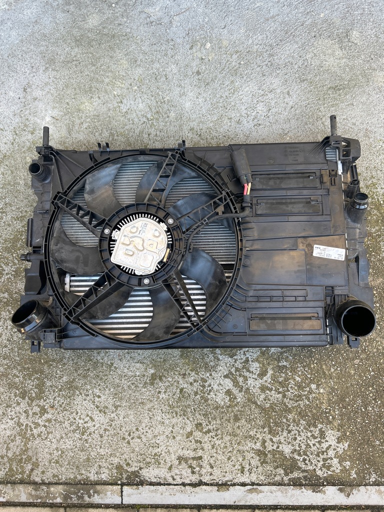 фото №1, Комплект радиатор f39 x2 m35ix