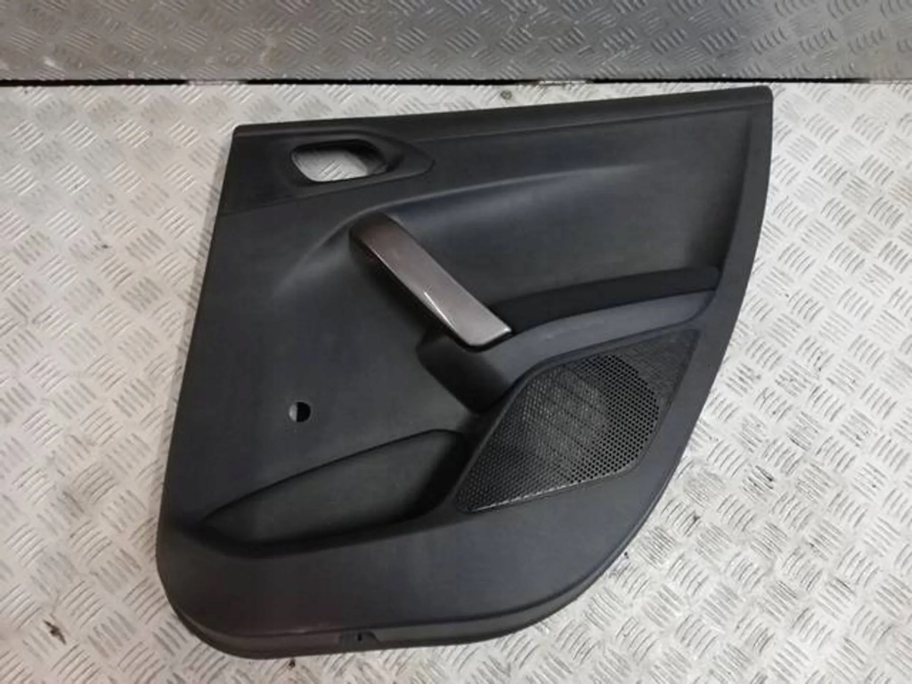фото №1, Обшивка задняя задний правый peugeot 2008 i 96763547zd