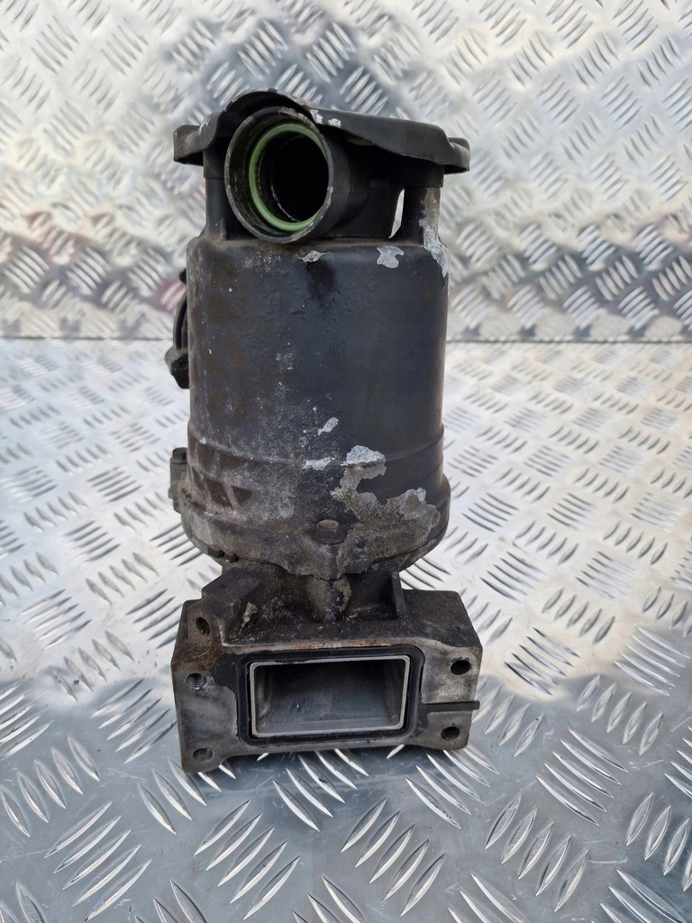 фото №1, Вентиляция картера двигателя scania r xpi