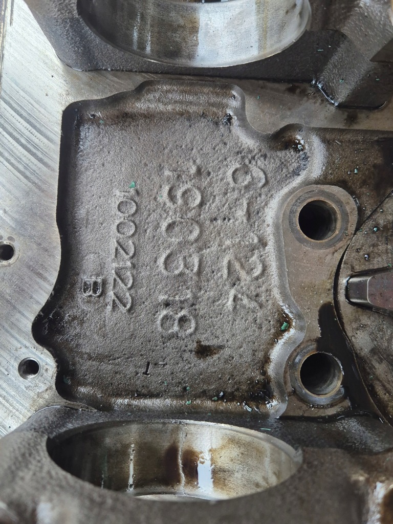 Головка двигуна d13k turbocompound renault gama evo volvo fh 5 fh4 23436289 Недорого