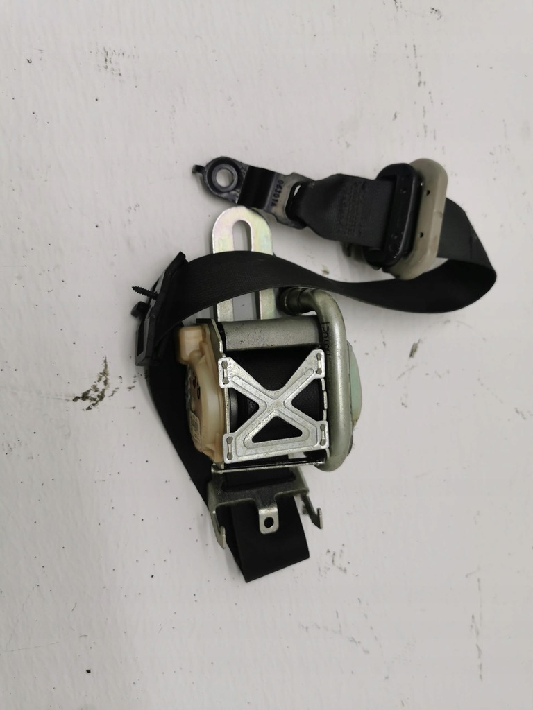 фото №1, Pas безопасности правый перед chrysler 300c 04-10