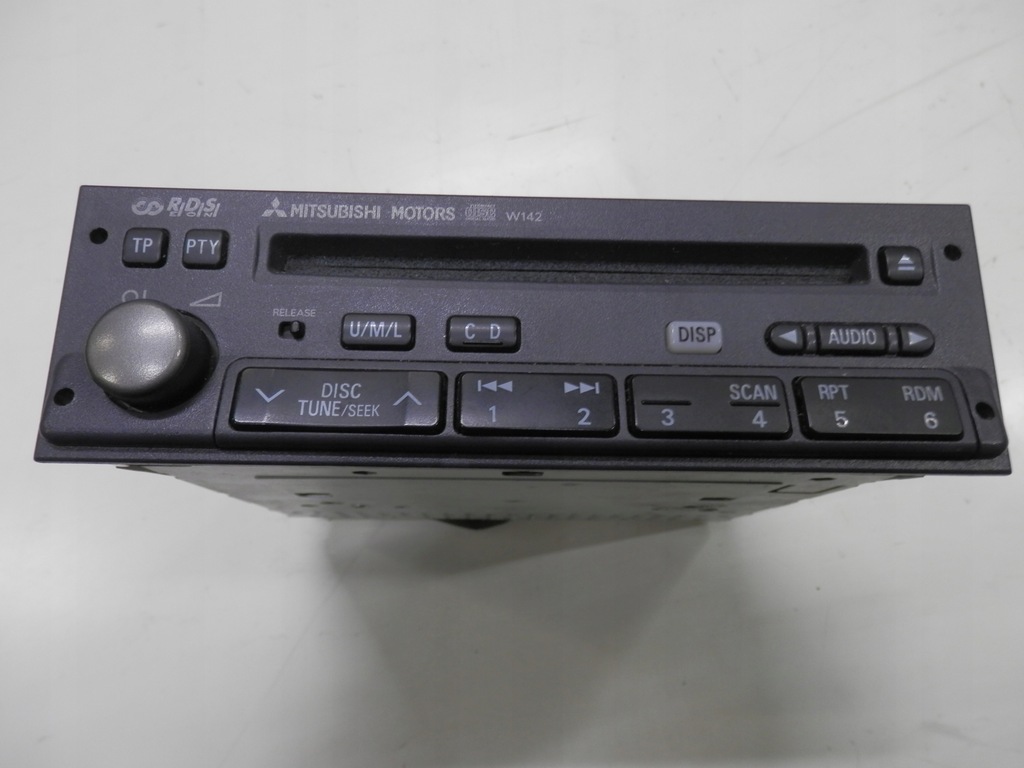 фото №1, Mitsubishi grandis радио cd mz313064