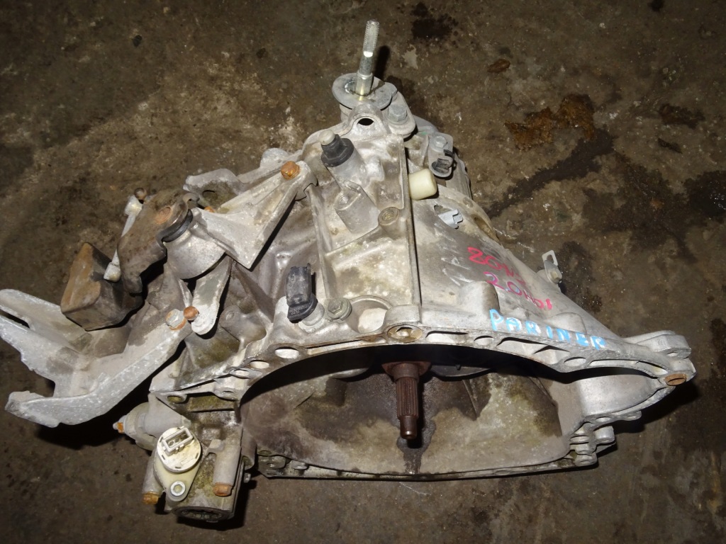 фото №1, Peugeot partner коробка передач передач 2.0 hdi 8gn2