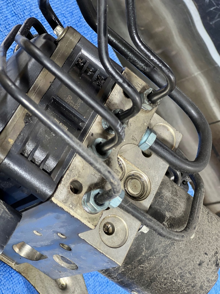 фото №6, Bmw f01 f02 x-drive насос гальмівна abs dxc 4wd acc 6777698 скло доставка