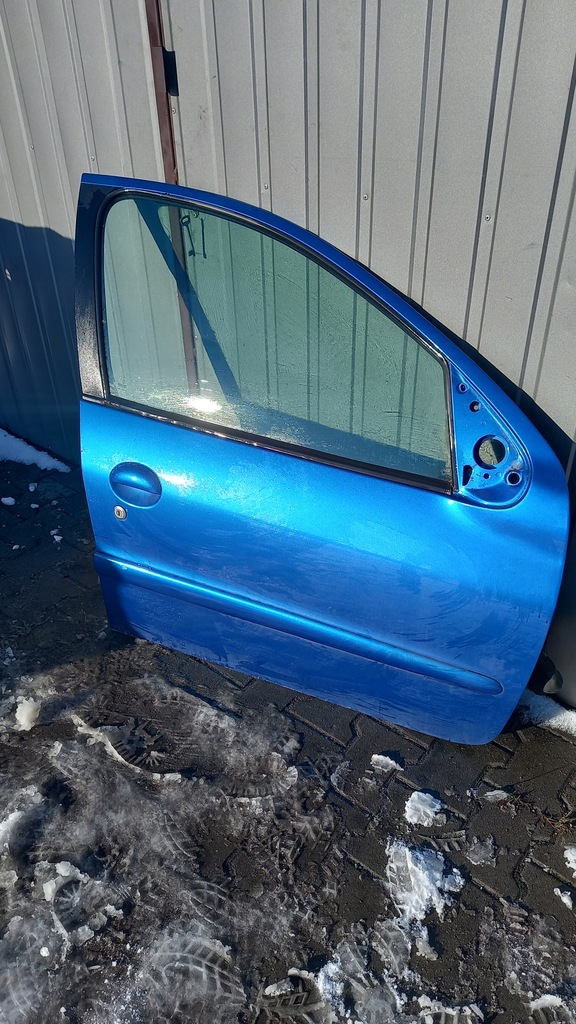 фото №1, Дверь правое перед peugeot 206 03r hb