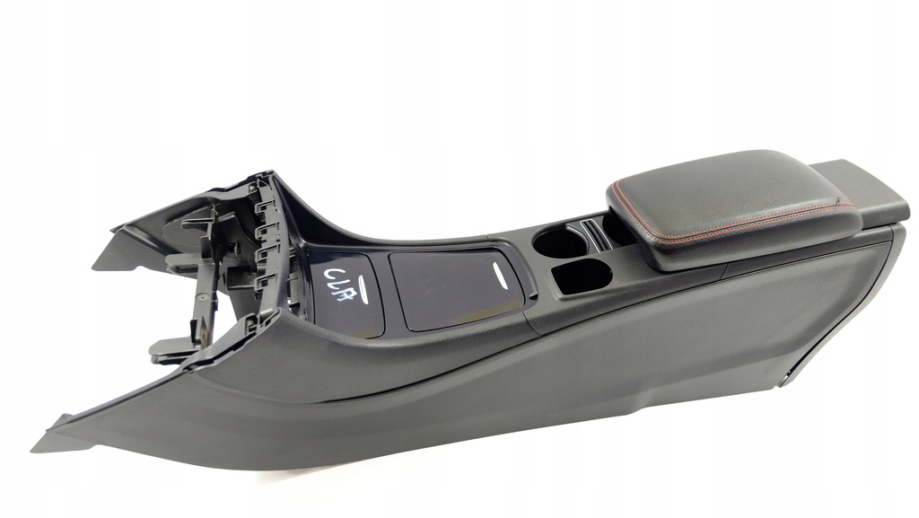 фото №9, Mercedes cla w117 тунель середній підлокітник